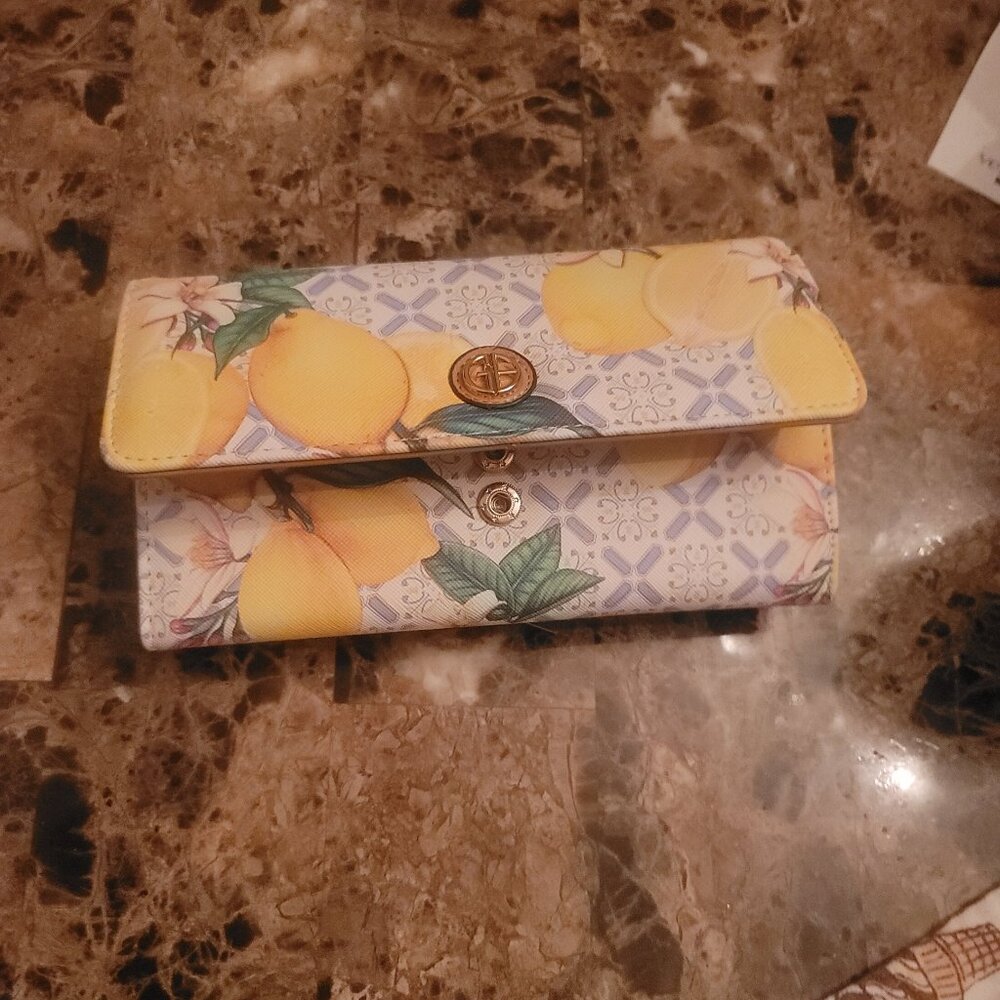 GIANI BERNINI - Trifold Lemon Print Wallet (Brand New) - Picture 4 of 11